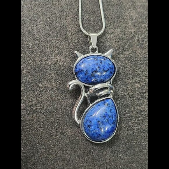 Lapis Lazuli Cat Necklace - Picture 1 of 2